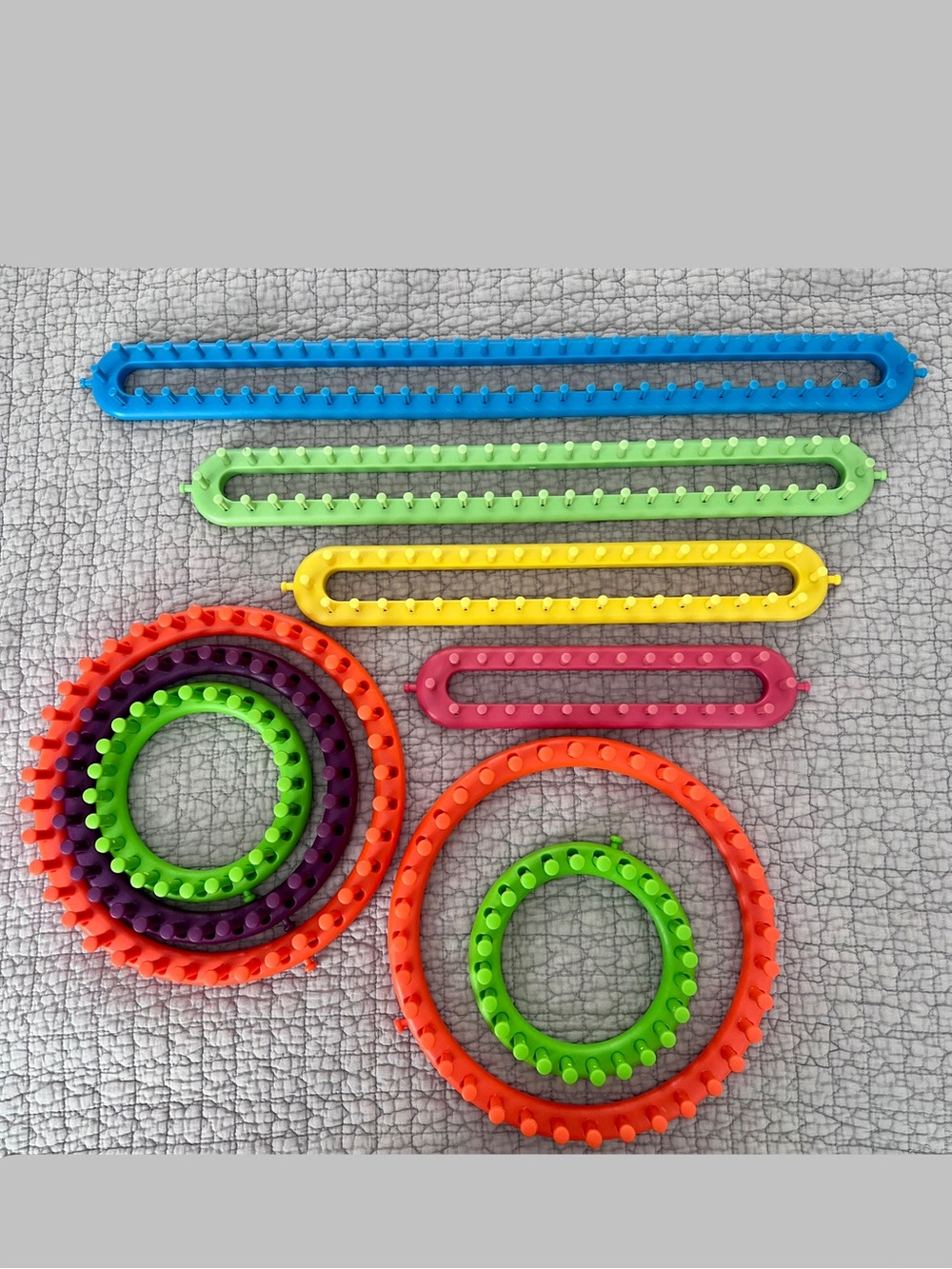 Knifty Knitter Round & Long Looms For Knitting
